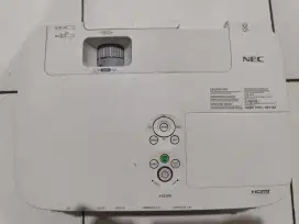 Proyektor NEC M420X | 4200 Lumens | HDMI Ready | Mulus!