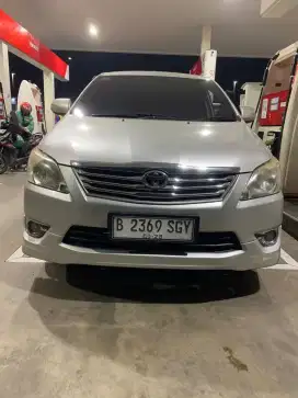Toyota Innova G Luxury 2013 Captain Seat