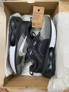 Sepatu Nike Air Max 2021 black/white-iron grey