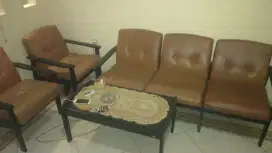 1 SET BANGKU DAN MEJA RUANG TAMU