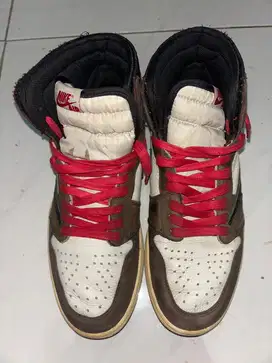 Nike air jordan 1 retro high travis Scott size 43