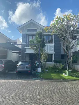 Royal Palais Wisata bukit mas 2 dekat pos security