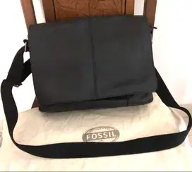 Tas Sling Bag Fossil Original Leather