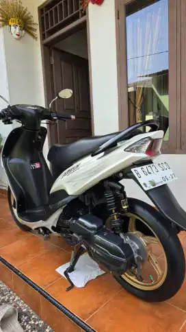 Mio Sporty putih original mint condition