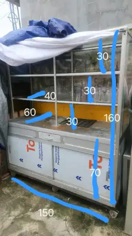 Borongan 2bh etalase kaca