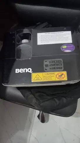 Proyektor BENQ MX662
