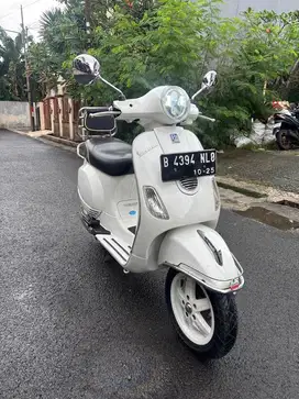 Vespa LX 150 (2011)
