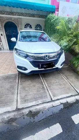 Dijual mobil Honda HRV CVT E 2020