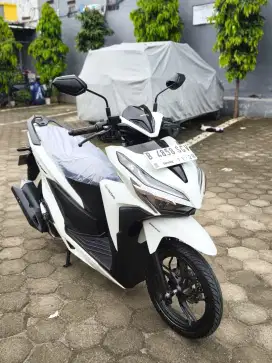 Bissmillah dijual motor Honda Vario LED new 150cc keyles 2018 istimewa