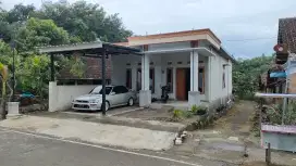 Rumah lt178,lb169 akses mobil dan truk.sejuk dan asri.lingkungan aman