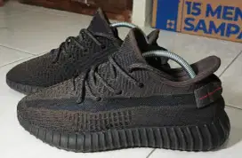 Sepatu Adidas Yeezy 350 V2 Size 41