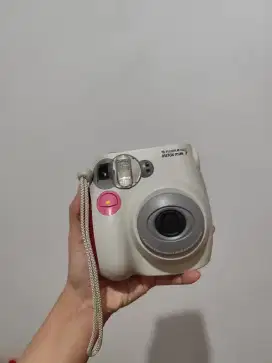 Kamera polaroid Instax mini 7