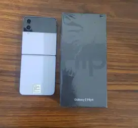 SAMSUNG Z FLIP 4 FULLSET GARANSI 8/512