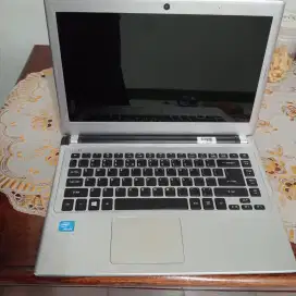 Laptop Acer aspire V5-431 matot