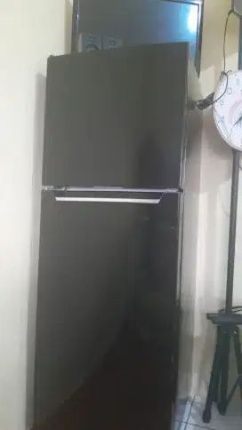 kulkas 2 pintu merk changhong