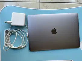 Macbook Pro 2017 Non Touchbar