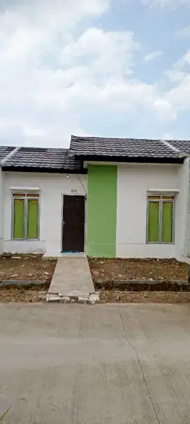 Di sewa / dikontrakkan rumah di Serasi Indah  Karawang Timur