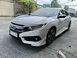 Civic Turbo Es 2018 low km