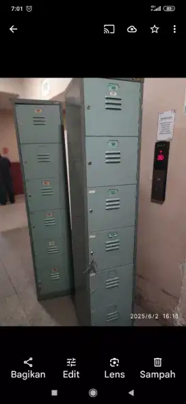 Di jual locker besi 6 susun