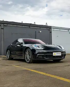 Porsche Panamera 4S Sport Chrono 2018/2019 Black