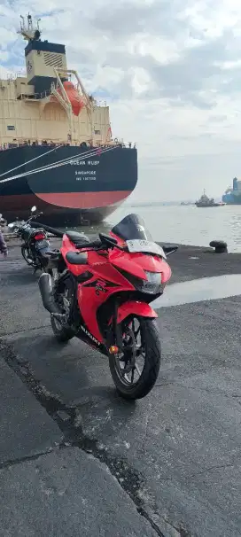 Jual cepat Suzuki GSX R 150 2017 Plat S Bojonegoro