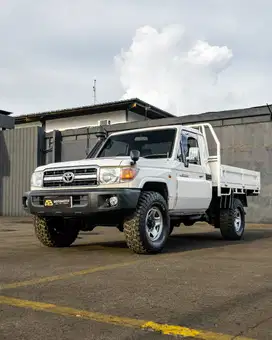 Toyota Land Cruiser Bundera VDJ79 4.5 V8 2012 White Single Cabin