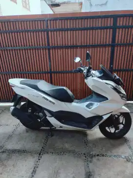 JUAL HONDA PCX 160 (ISTIMEWA)