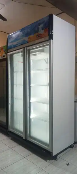 Showcase GEA 2 Pintu 1050 Liter