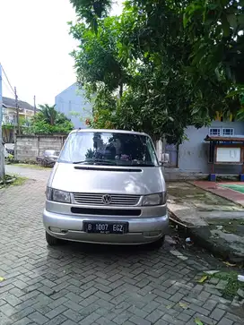 Volkswagen Caravelle 1998 Bensin