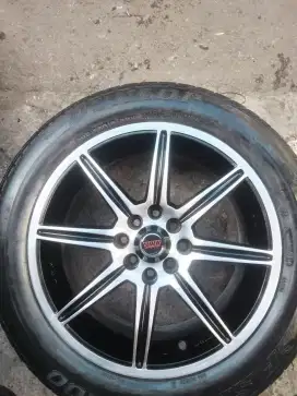 Velg R16×4×114×100+Ban 205/55/16