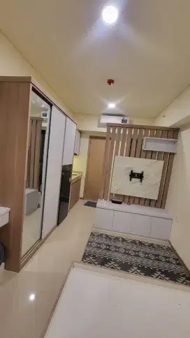 Full furnish apartemen meikarta lippo cikarang city view