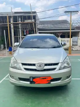 Bismillah jual mobil Innova