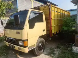 Jual mobil truk