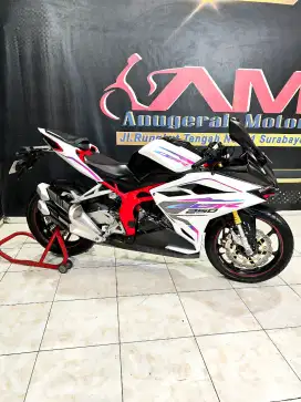 Cbr250rr ABS black matte km.10rb super reg.19. Anugerah motor rungkut
