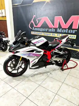 Cbr250rr ABS black matte km.10rb super reg.19. Anugerah motor rungkut