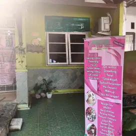 Over Usaha Salon khusus Wanita