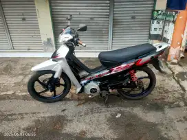 Yamaha F1ZR FIZR 2002 pajak hidup panjang