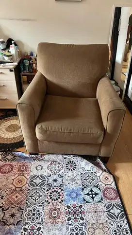 SOFA SINGLE INFORMA - MINUS SEDIKIT KOTOR