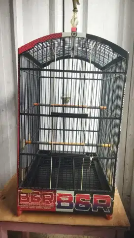 Dijual kandang atau sangkar burung, masih bagus