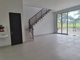 DIJUAL RUKO BARU 3 LANTAI PINGGIR JALAN DI SEBERANG EKA HOSPITAL!
