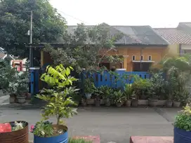 Rumah Toko strategis di komplek Danamon Jatiasih