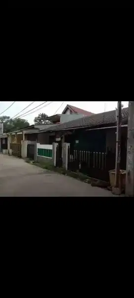Dijual rumah dekat tol bsd di perumahan serua permai
