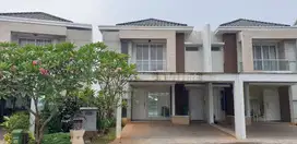 Rumah 2 Lantai di River Valley Cireundeu, 12 Menit ke Tol Ciputat