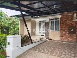 Rumah Cantik Full Furnished di Metland Transyogie