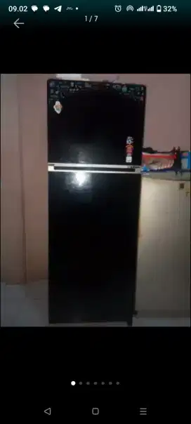 Jual cepat kulkas Polytron inverter prw29vx pemakaian 5 bulan