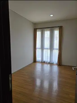 Dijual rumah cluster Eminent BSD