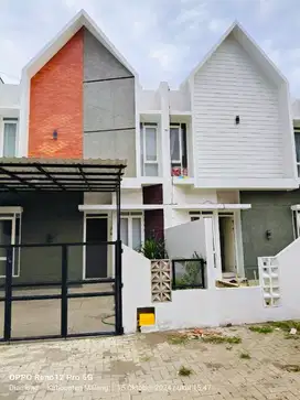 RUMAH KOS MURAH 6 KAMAR DEKAT UB UIN