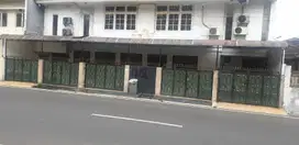 FOR SALE  RUMAH/RUKAN di CEMPAKA PUTIH RAYA