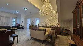 dijual rumah mewah intercon kebun jeruk