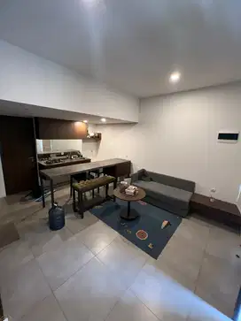 Jual Rumah 3 Lantai Full Furnished di Freja Suites Bsd Tangerang